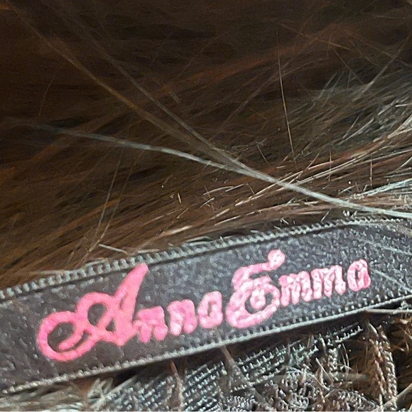 Anne Emma Woman straight brown wig Synthetic Full Cap Wig - Picture 9 of 9